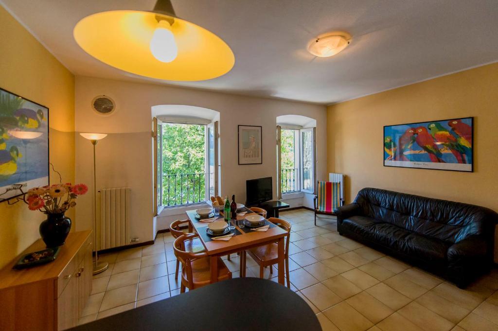 Le Residenze Del Conte Agudio Daire Malgrate Oda fotoğraf