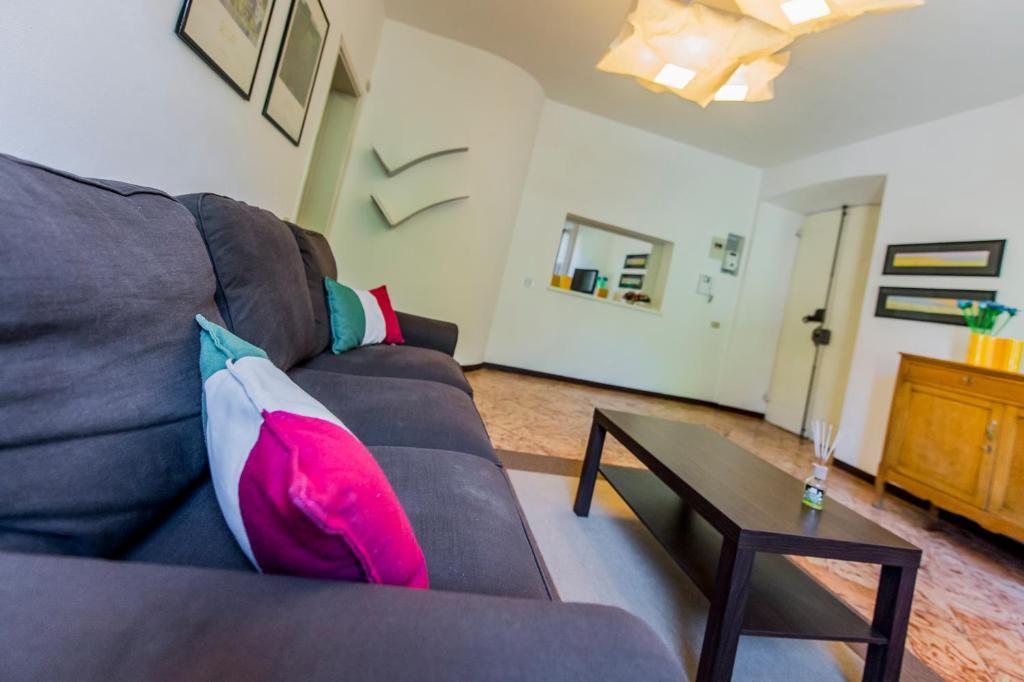 Le Residenze Del Conte Agudio Daire Malgrate Oda fotoğraf